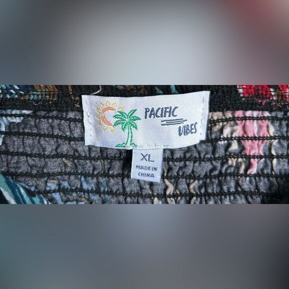 PREOWNED … PACIFIC VIBES “Size: XL” Top / Dress - Picture 3 of 3